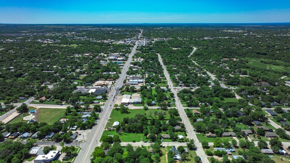 More Photos Of 1405 N Main St, Weatherford Land For Sale