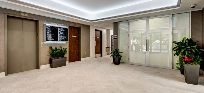More Photos Of 1524 S Interstate 35 S, Austin Office For Lease