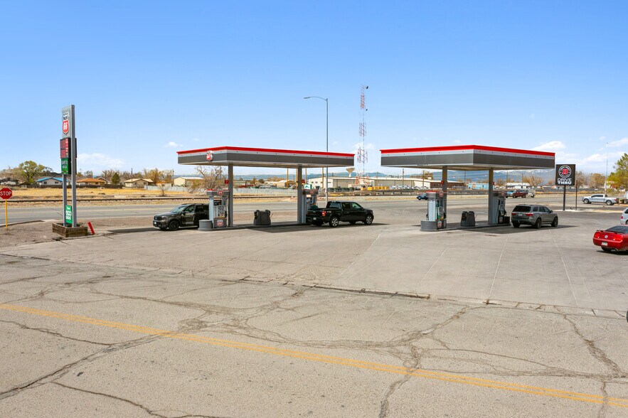 More Photos Of 1601 Main St, Alamosa Service Station For Sale