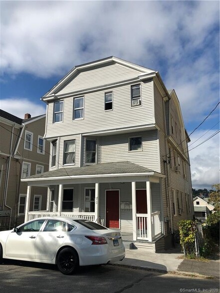 More Photos Of 76 Lounsbury Ave, Waterbury Apartments For Sale