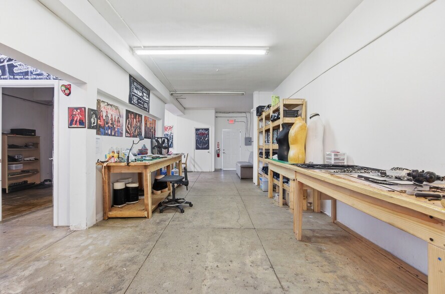 More Photos Of 8317 Whittier Blvd, Pico Rivera Storefront Retail Residential For Sale