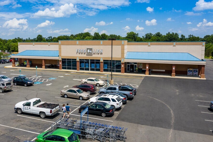 More Photos Of 4195 Winchester Rd, Marshall Unknown For Lease