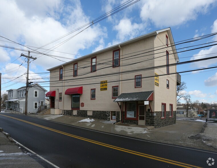 More Photos Of 15-19 Waterloo Ave, Berwyn Office For Lease