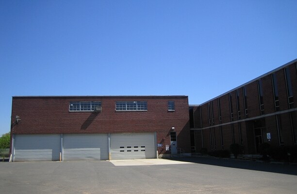 More Photos Of 531 N Stiles St, Linden Manufacturing For Lease
