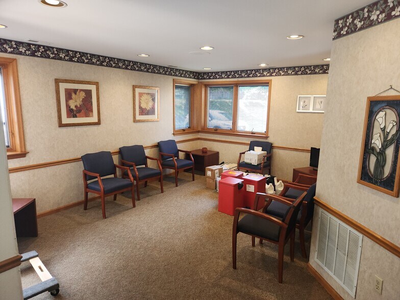 More Photos Of 360 Middletown Blvd, Langhorne Medical For Sale