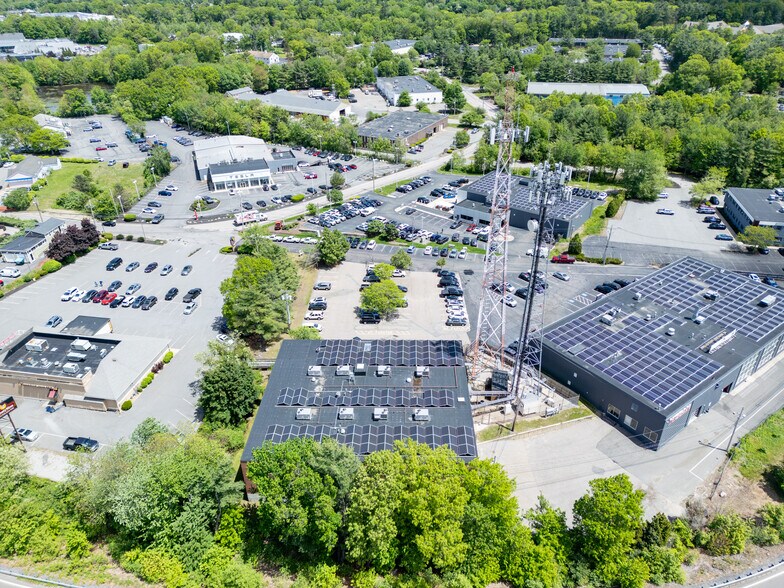 More Photos Of 55 Accord Park Dr, Rockland Office For Lease