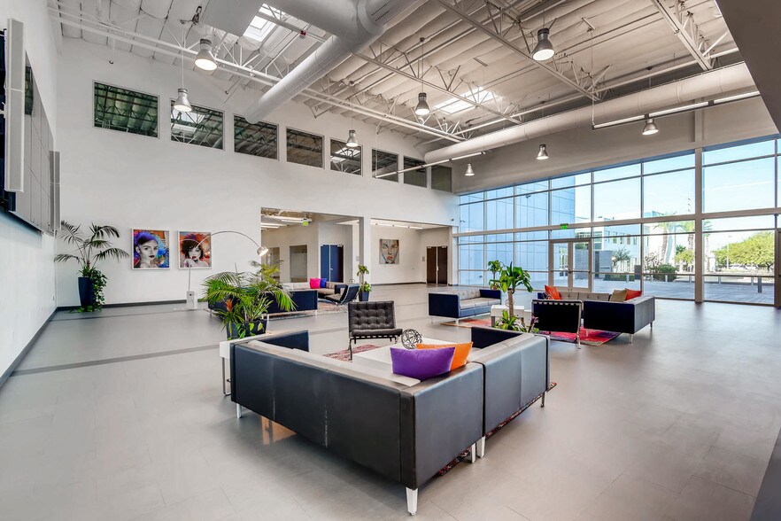 More Photos Of 5810 S Eastern Ave, Las Vegas Office For Sale