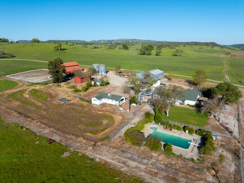 More Photos Of 76525 Interlake Rd, Bradley Land For Sale