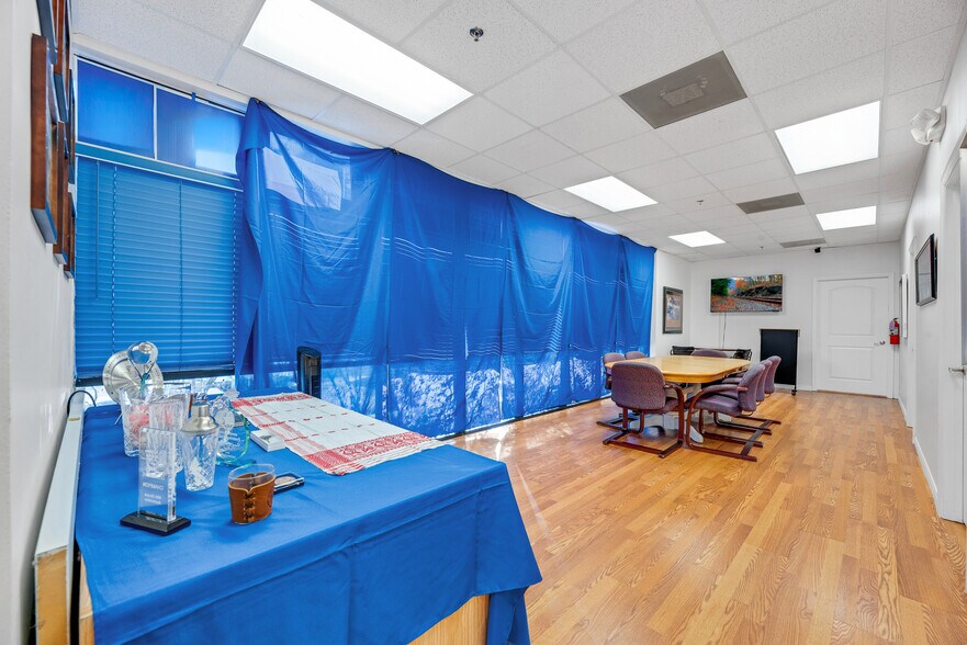 More Photos Of 13220-13280 N 56th St, Temple Terrace Medical For Sale