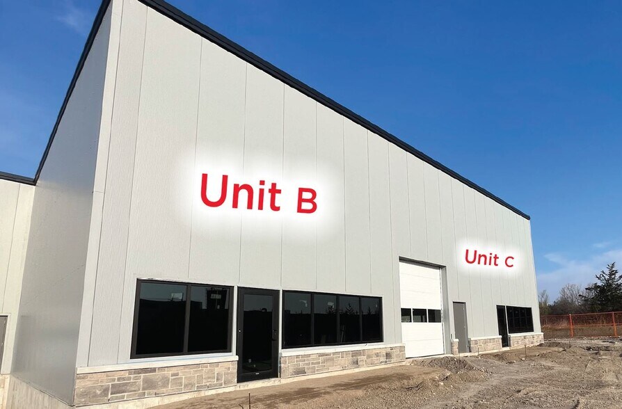More Photos Of 296 University ave, Belleville Industrial For Lease