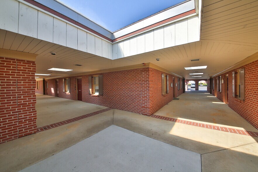 More Photos Of 301 S Main St, Doylestown Medical For Sale