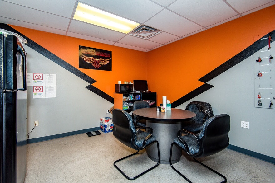 More Photos Of 2106 Highway 95, Bullhead City Auto Dealership For Sale