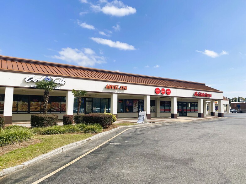 More Photos Of 630 Skylark Dr, Charleston Unknown For Lease