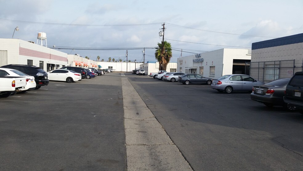 More Photos Of 1773 W Lincoln Ave, Anaheim Industrial For Sale