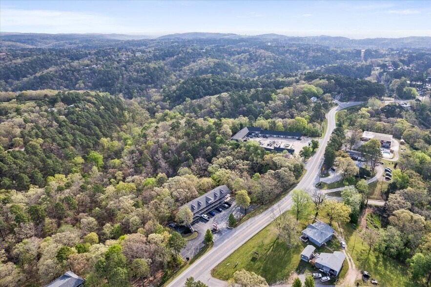 More Photos Of 3043 E Van Buren, Eureka Springs Hotel For Sale