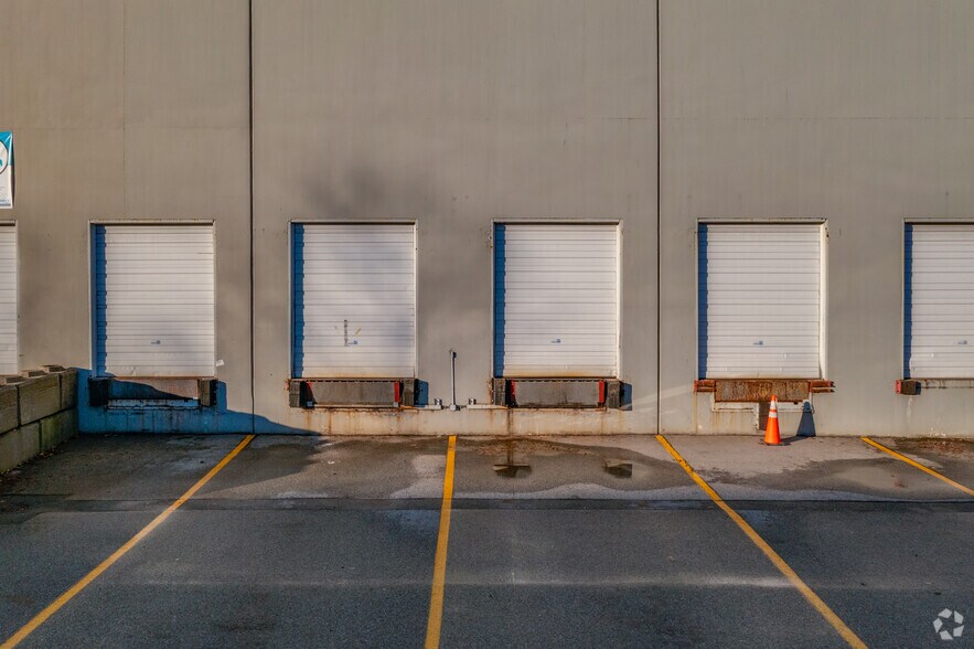 More Photos Of 2770 Bentall St, Vancouver Warehouse For Lease
