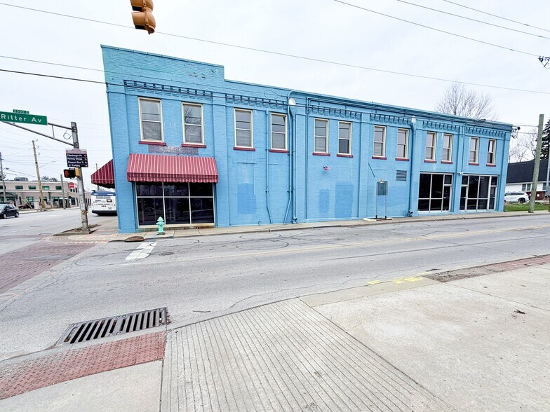 More Photos Of 5501 E Washington St, Indianapolis Storefront Retail Office For Sale