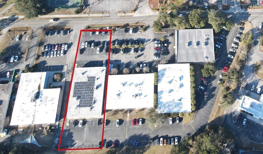 More Photos Of 14 Farmfield Ave, Charleston Medical For Lease