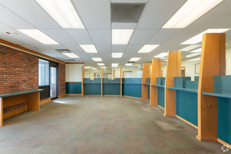 More Photos Of 5140 Salem Ave, Dayton Freestanding For Lease