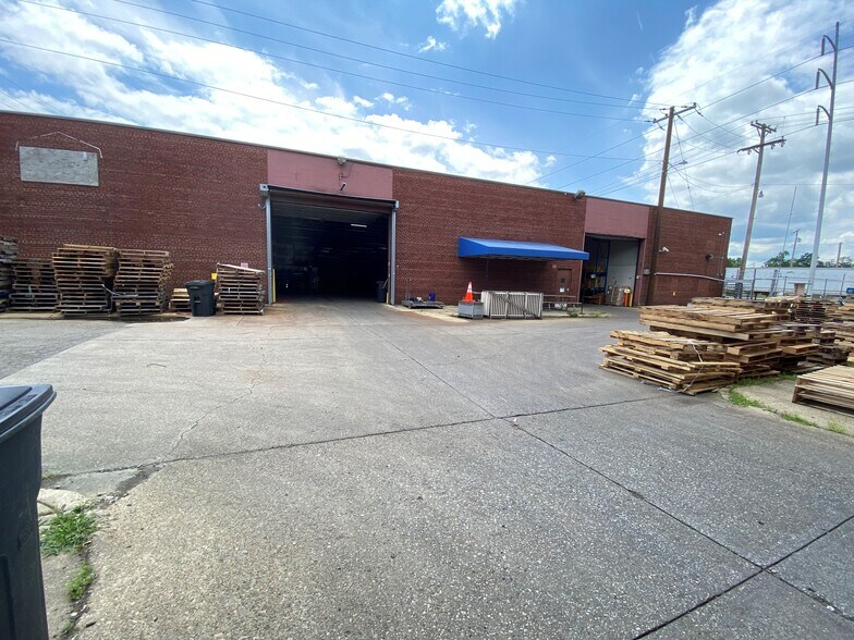 More Photos Of 526 Milburn Ave, Dayton Warehouse For Sale