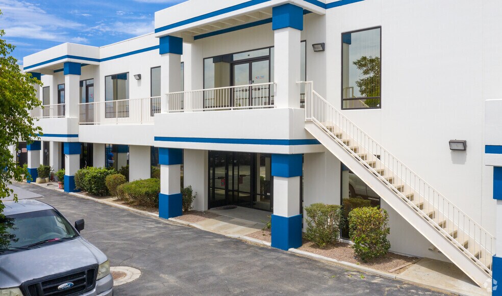 More Photos Of 79301 Country Club Dr, Indio Light Distribution For Lease