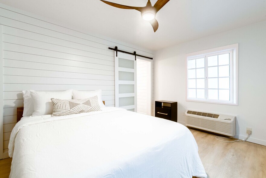 More Photos Of 306 Loch Leven Rd, Lake Arrowhead Hotel For Sale