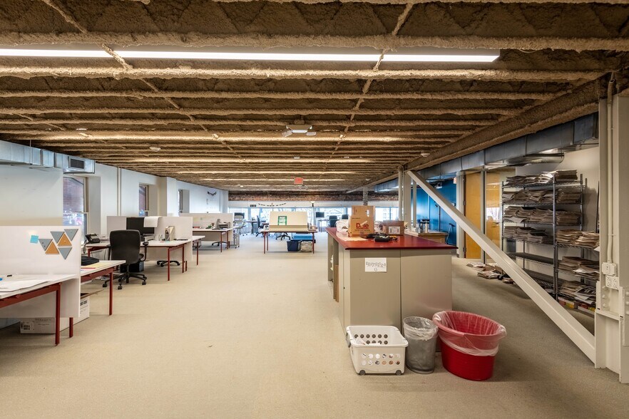 More Photos Of 320 E Chapel Hill St, Durham Storefront Retail Office For Lease