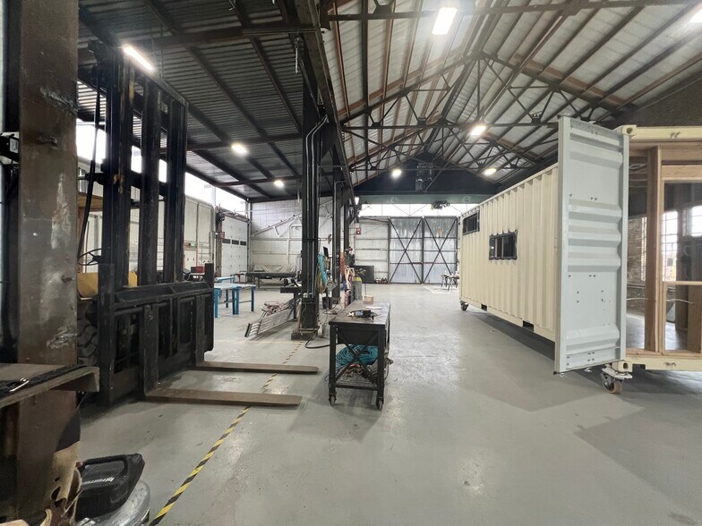 More Photos Of 508 E 900 S, Provo Manufacturing For Sale