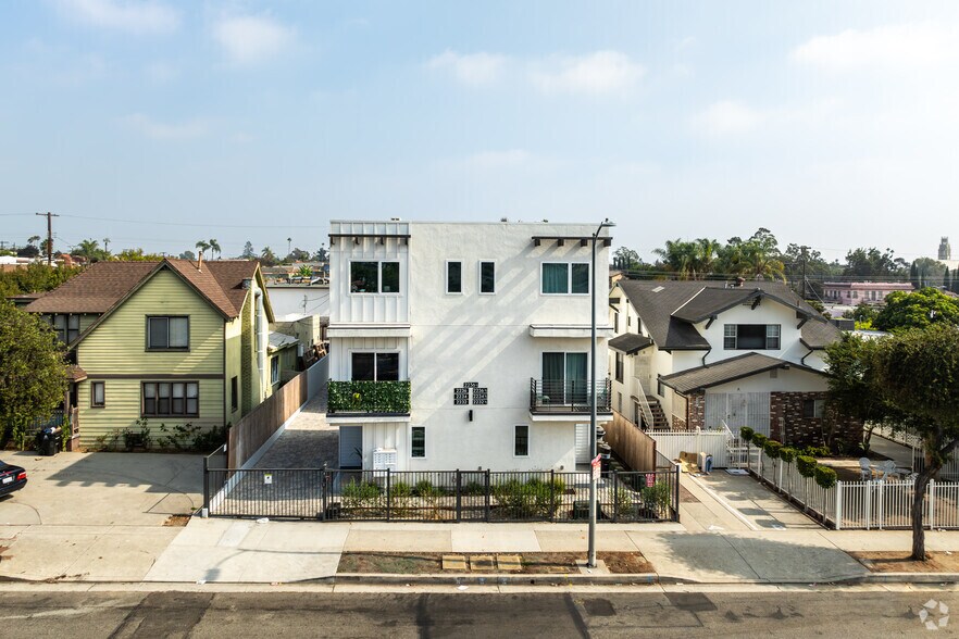 More Photos Of 2234 Crenshaw Blvd, Los Angeles Apartments For Sale