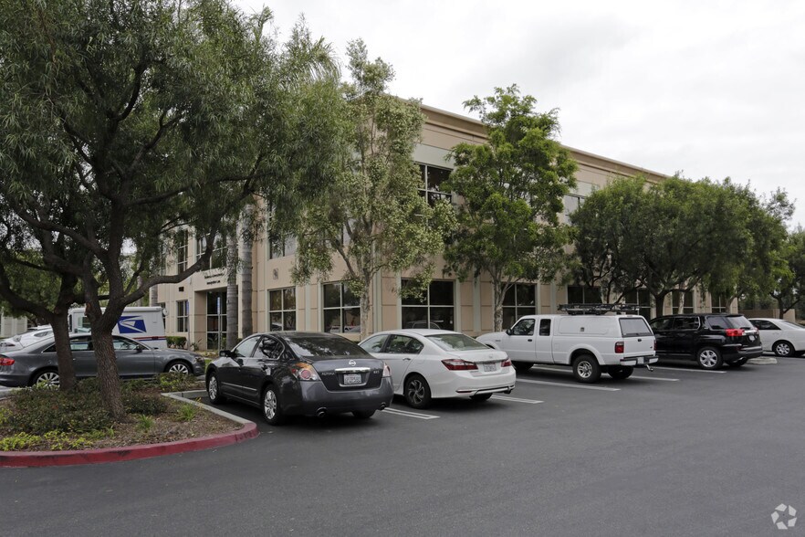 More Photos Of 1122 Bristol St, Costa Mesa Medical For Lease