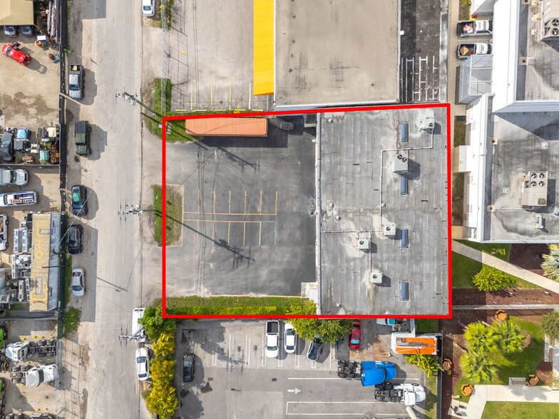 More Photos Of 7155-7159 NW 77th Ter, Miami Warehouse For Sale