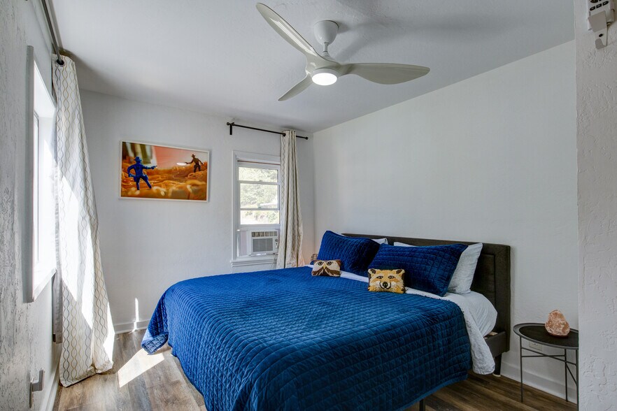 More Photos Of 200 Main St, Downieville Storefront Retail Residential For Sale