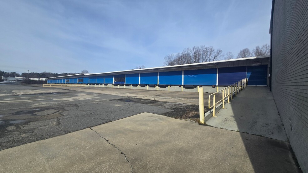 More Photos Of 1201 E Church St, Cherryville Unknown For Lease