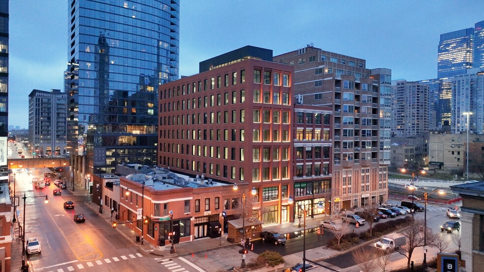 More Photos Of 732 W Randolph St, Chicago Unknown For Lease