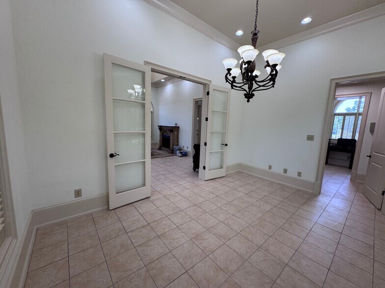 More Photos Of 1 Maida Vale Ct, Durham Office For Lease