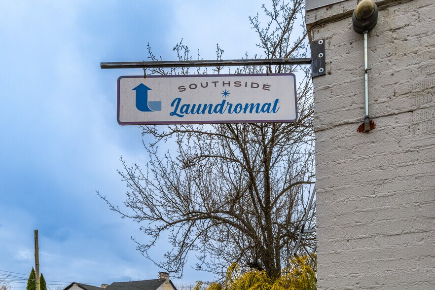 More Photos Of 99 S Main St, Lambertville Storefront For Sale