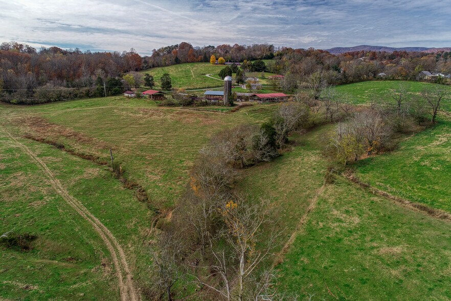 More Photos Of 311 Ross Cemetery Rd, Rocky Top Land For Sale