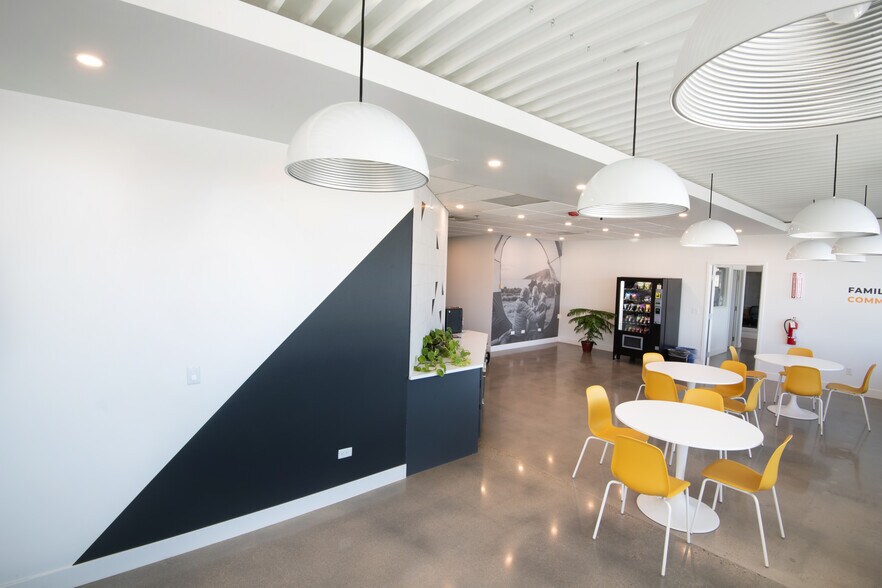 More Photos Of 1 International Ct, Broomfield Office For Sale