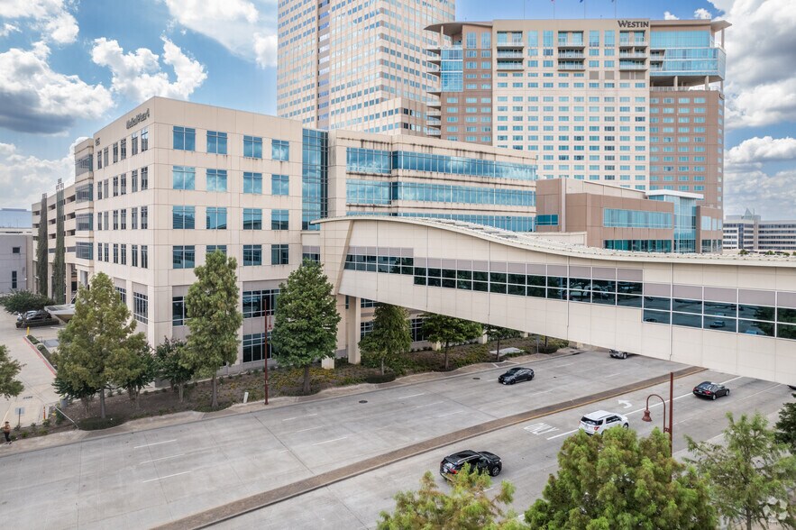 More Photos Of 925 Gessner Rd, Houston Medical For Lease