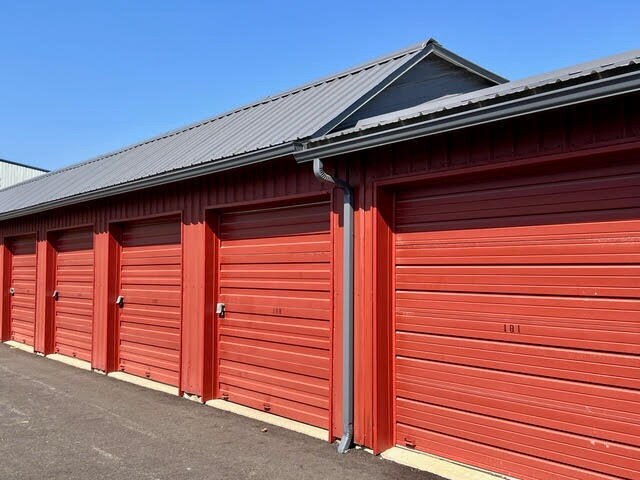 More Photos Of 812 Baldy Mountain rd, Sandpoint Self Storage For Sale
