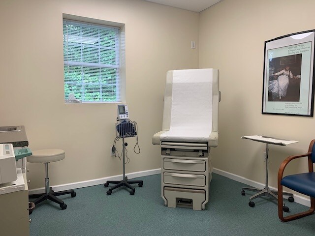More Photos Of 5970-5976 Route 25A, Wading River Medical For Lease