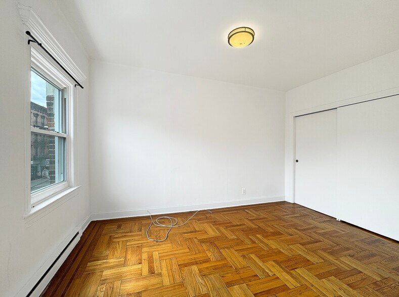 More Photos Of 811 Courtlandt Ave, Bronx Apartments For Sale