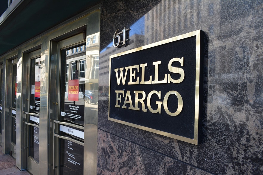 More Photos Of 61 St. Joseph St, Mobile Office For Lease