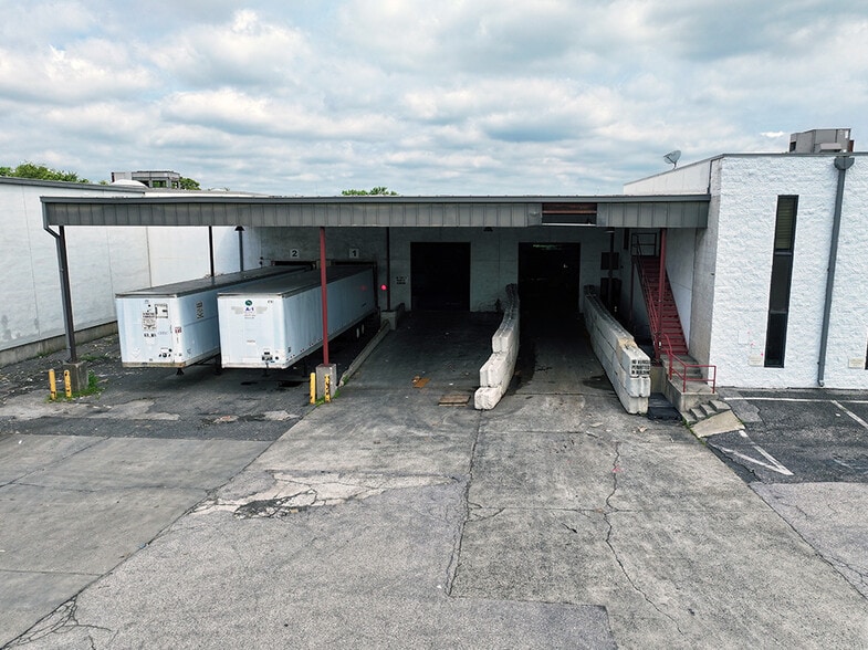 More Photos Of 7616 Canton Center Dr, Dundalk Warehouse For Sale
