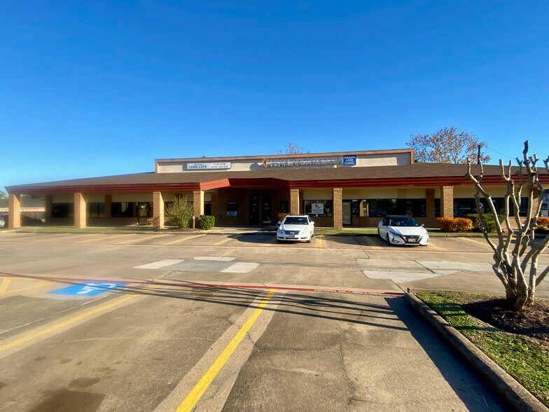 More Photos Of 2503 Westminister Rd, Pearland Storefront For Sale