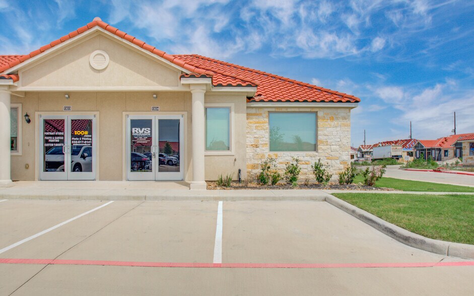 Primary Photo Of 2743 Smith Ranch Rd, Pearland Office For Sale