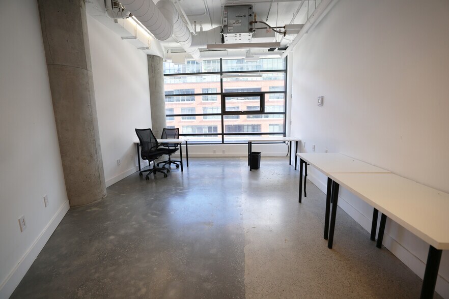 More Photos Of 32 Lisgar St, Toronto Apartments For Lease