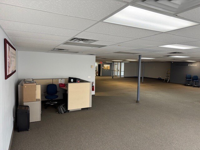More Photos Of 161 4th Ave N, Foley Office For Sale
