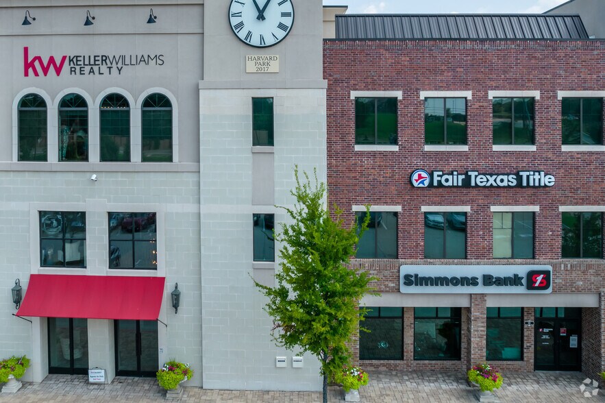 More Photos Of 7200 W University Dr, McKinney Office For Lease