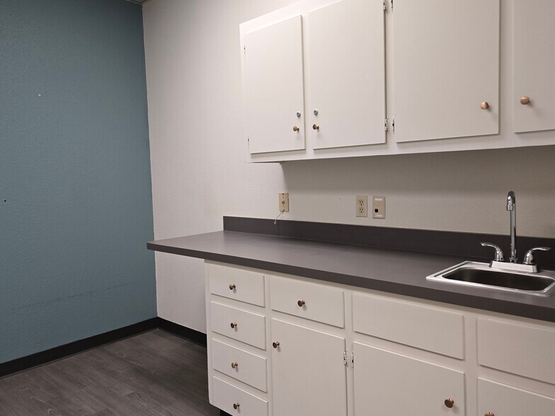 More Photos Of 4201 Camp Bowie Blvd, Fort Worth Medical For Lease